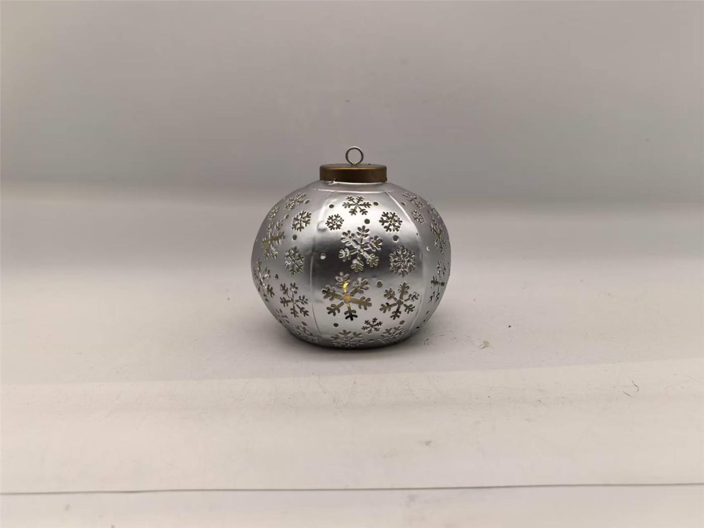 Seasonal Metal Decoration Style 014